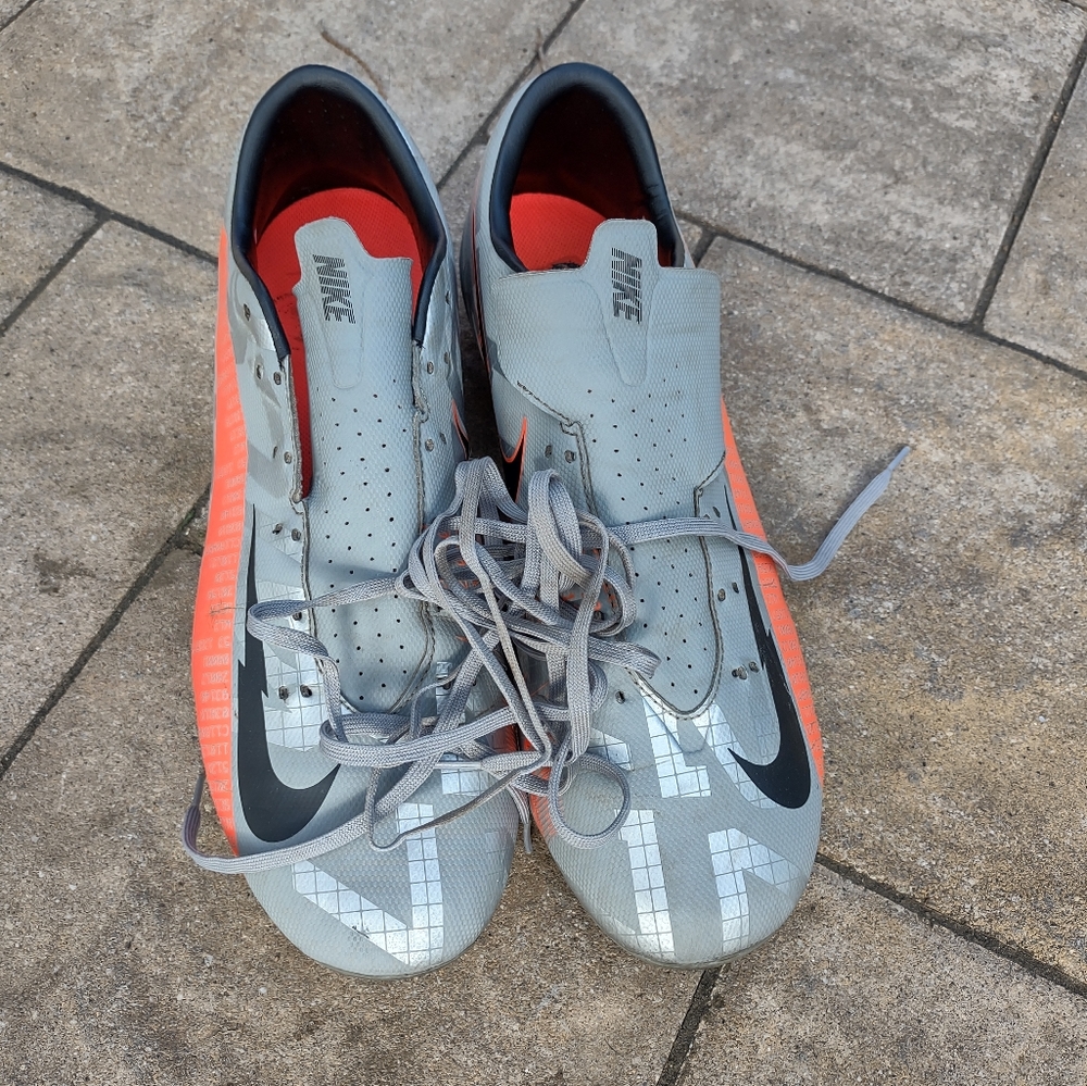 Nike mercurial vapor 13